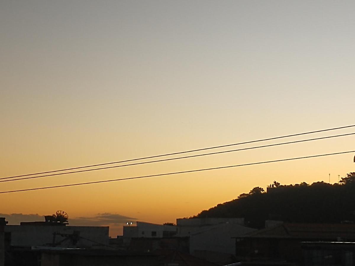 Apartamento Aconchegante No Centro De Cabo Frio Bagian luar foto